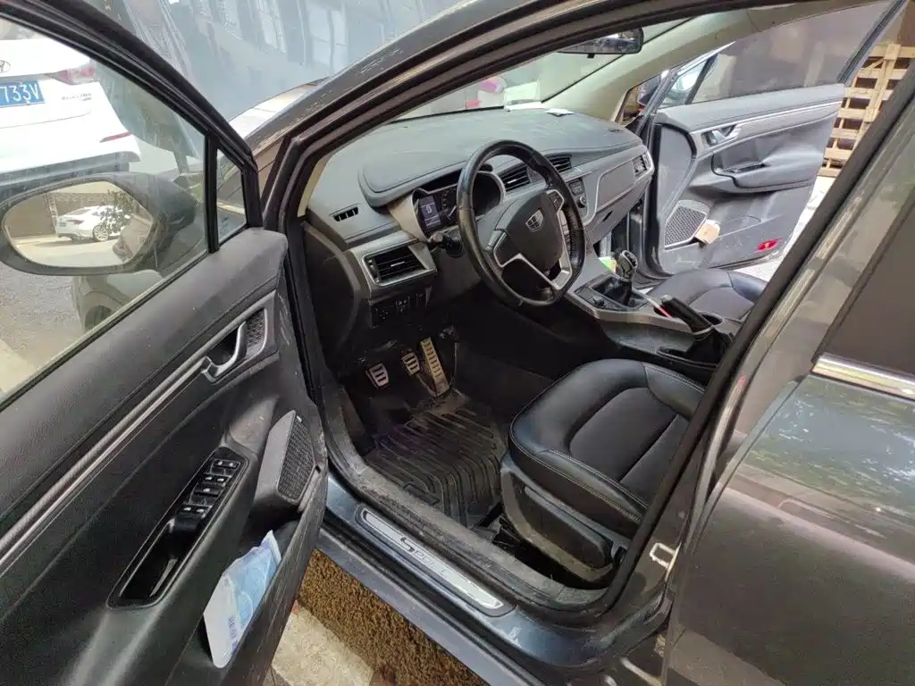 Geely Emgrand GS — миниатюра 12