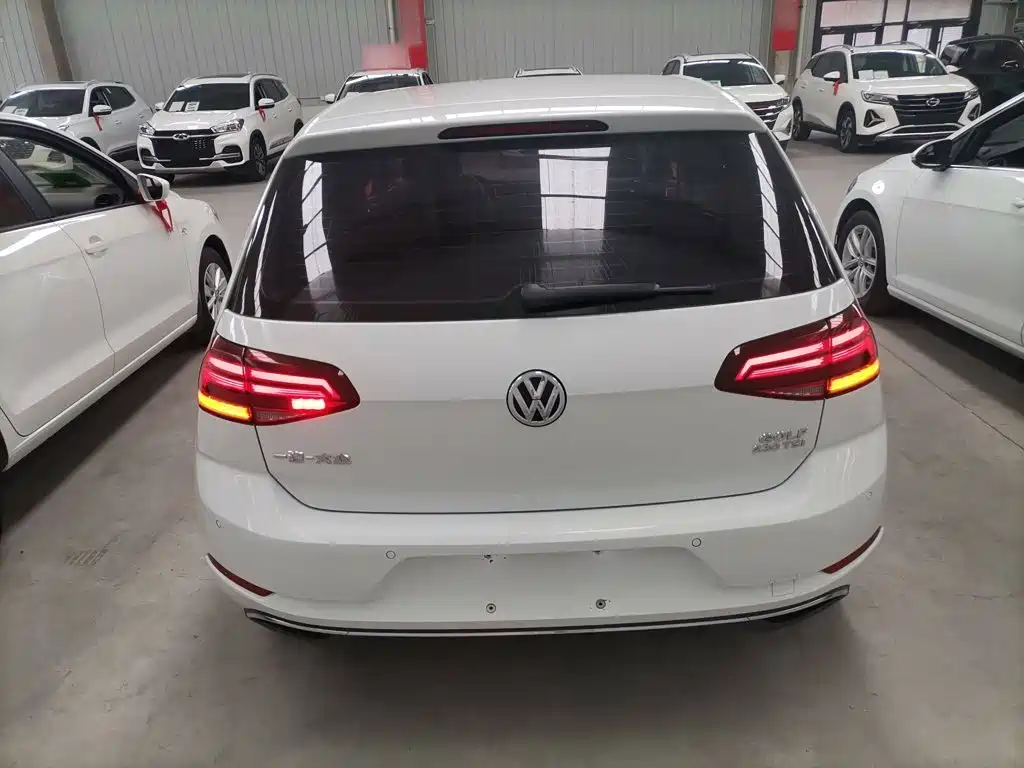 Volkswagen Golf — миниатюра 6