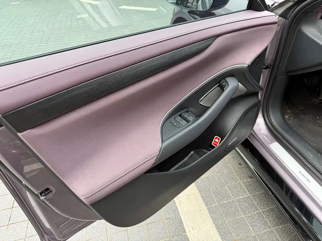 XIAOMI CAR XIAOMI SU7