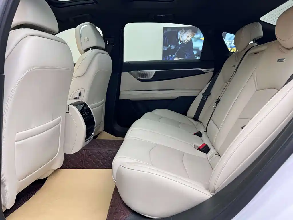 Cadillac CT6 — миниатюра 26