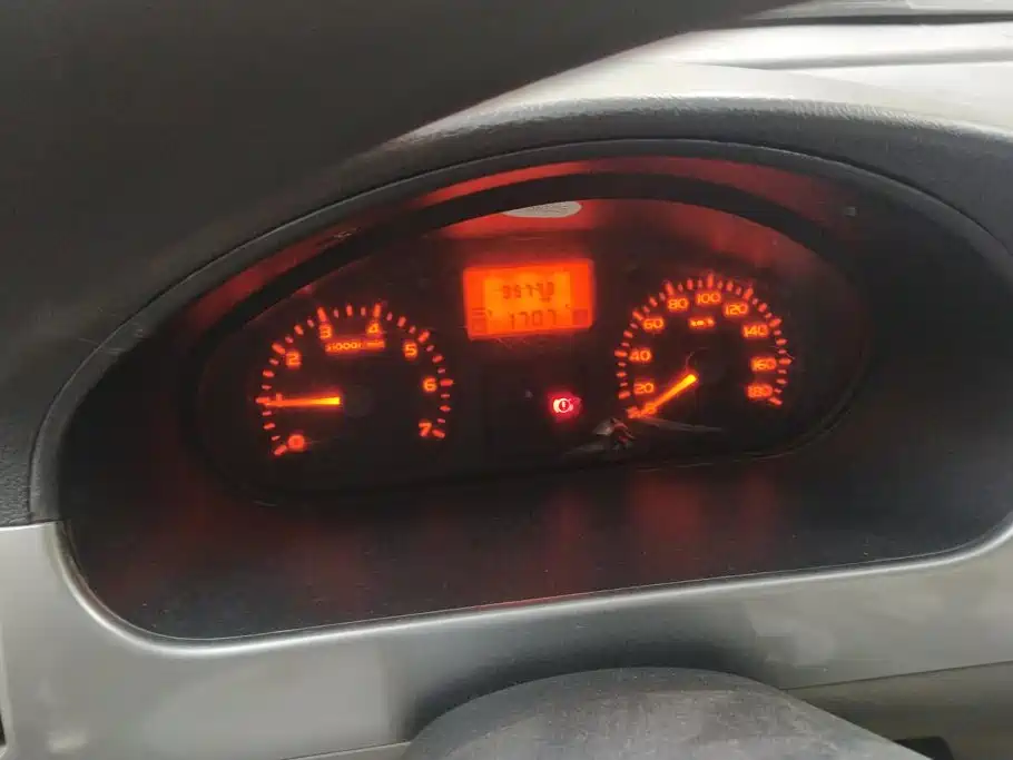 Wuling Rongguang — миниатюра 14