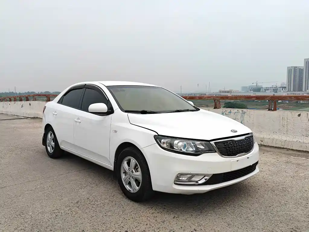 Kia Forte — миниатюра 3