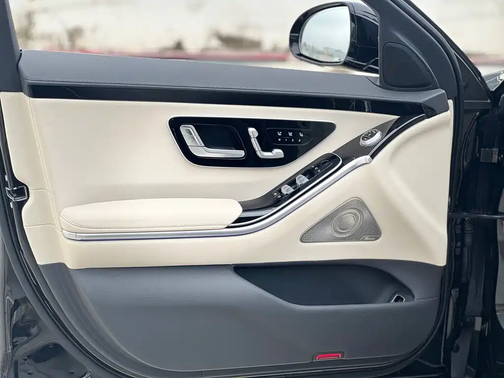 MERCEDES-BENZ S CLASS