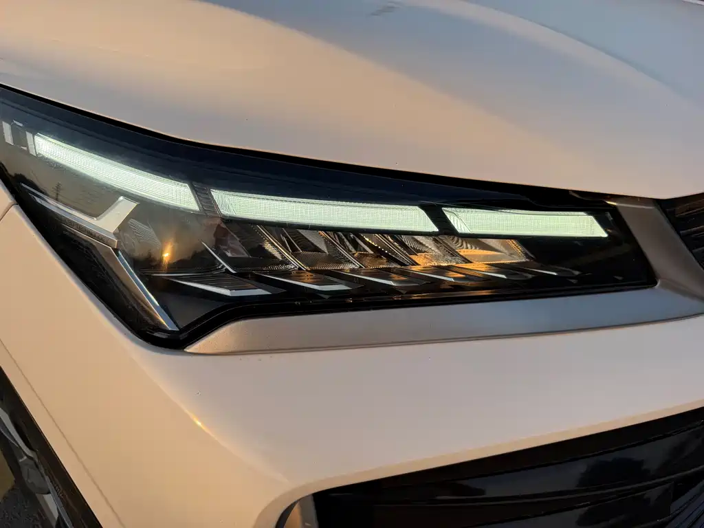 Geely Binyue — миниатюра 26