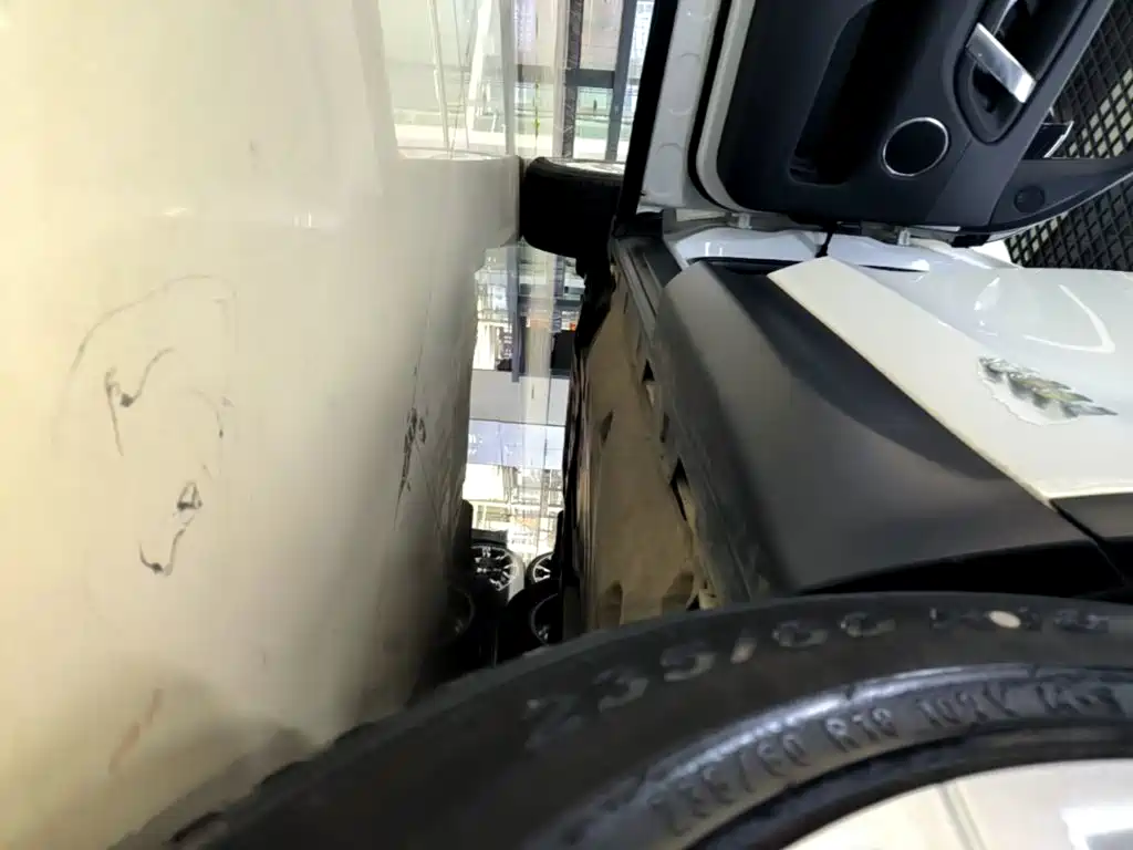 Land Rover Discovery Sport — миниатюра 22
