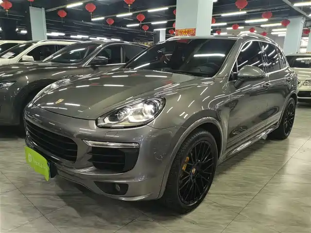 PORSCHE CAYENNE 2016