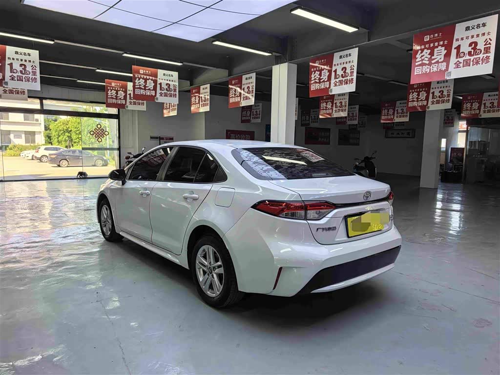 Toyota Levin 1.2 л 2021 г. Чёрный, пробег 24000 км