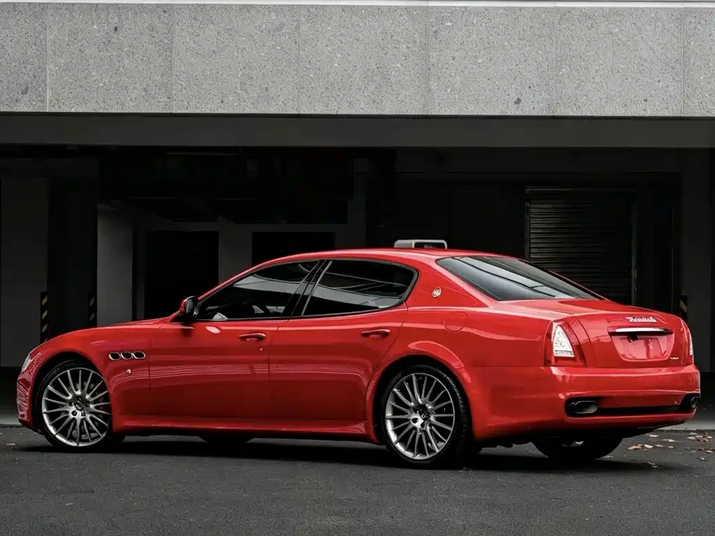 Maserati Quattroporte — миниатюра 4