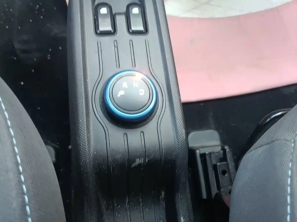 Wuling MINIEV — миниатюра 14