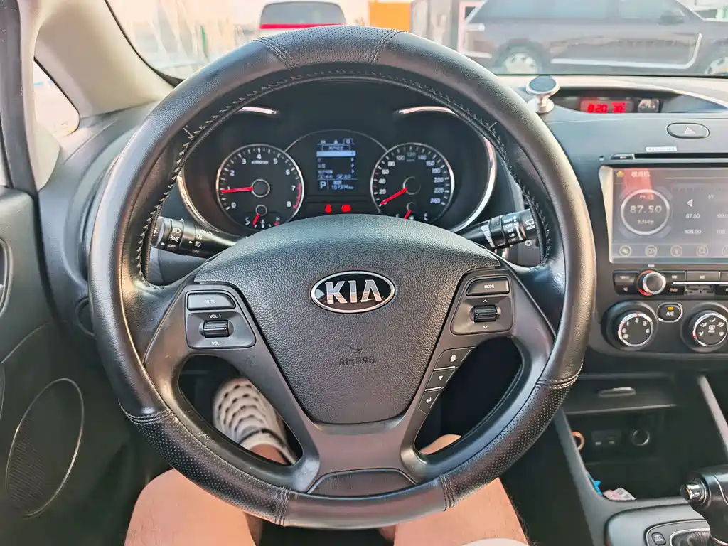 Kia K3 — миниатюра 14