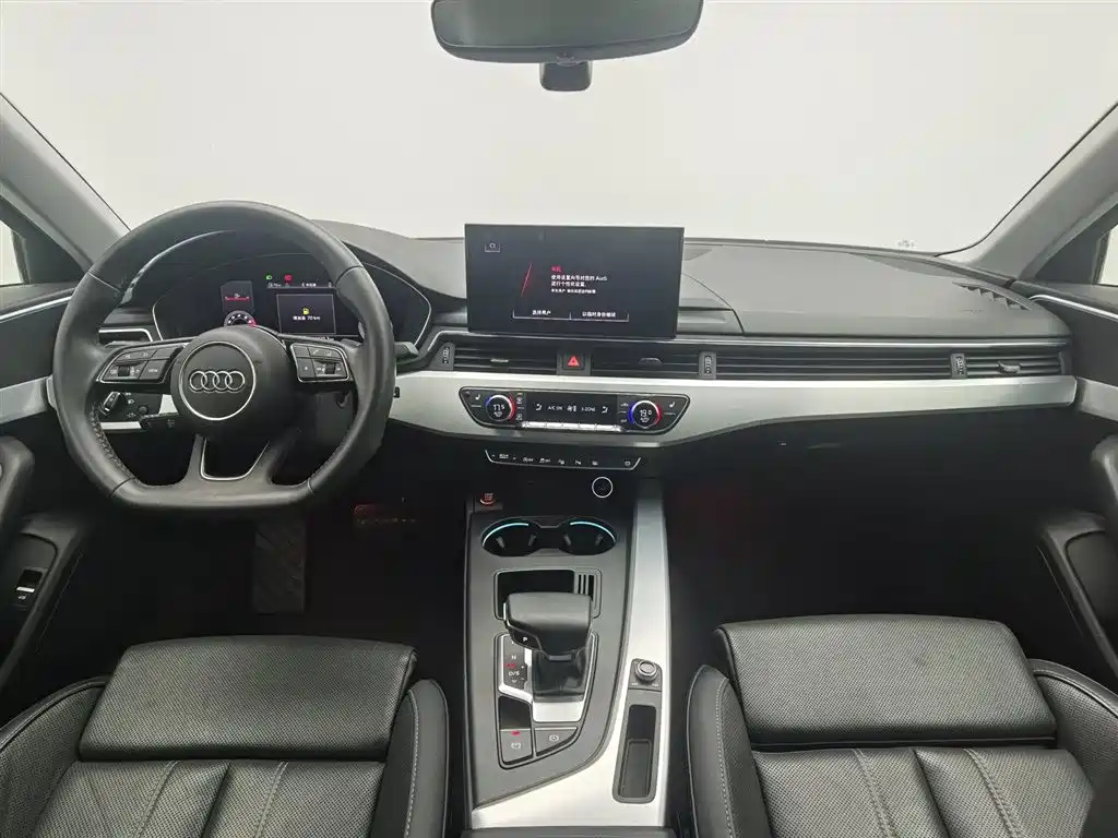 Audi A4L 2020 40 TFSI Luxury