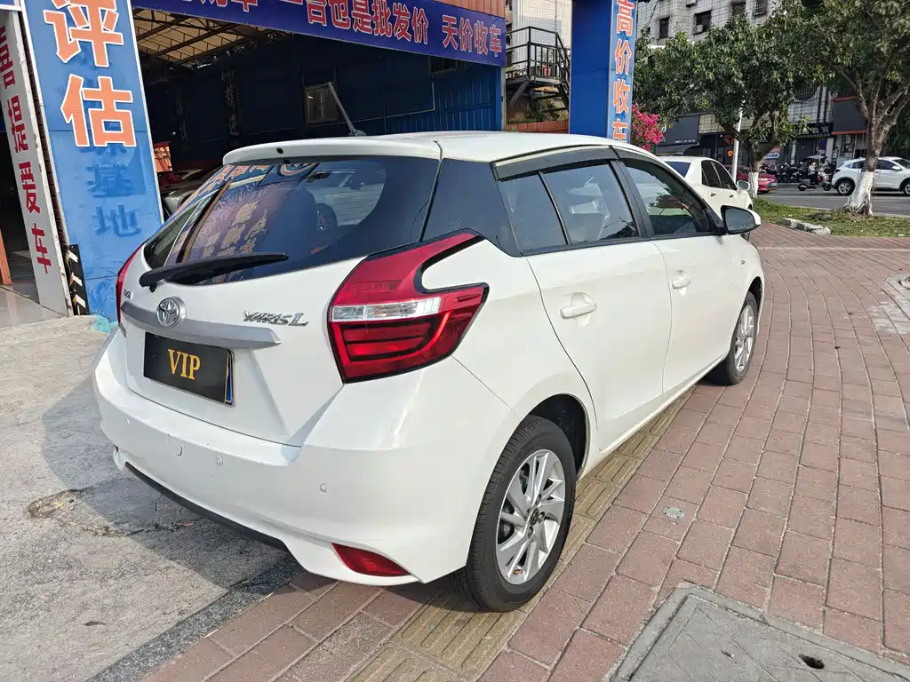 TOYOTA YARIS L ZHIXUAN