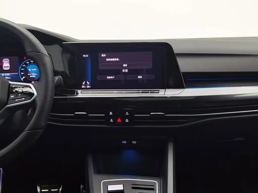 Volkswagen Golf — миниатюра 12