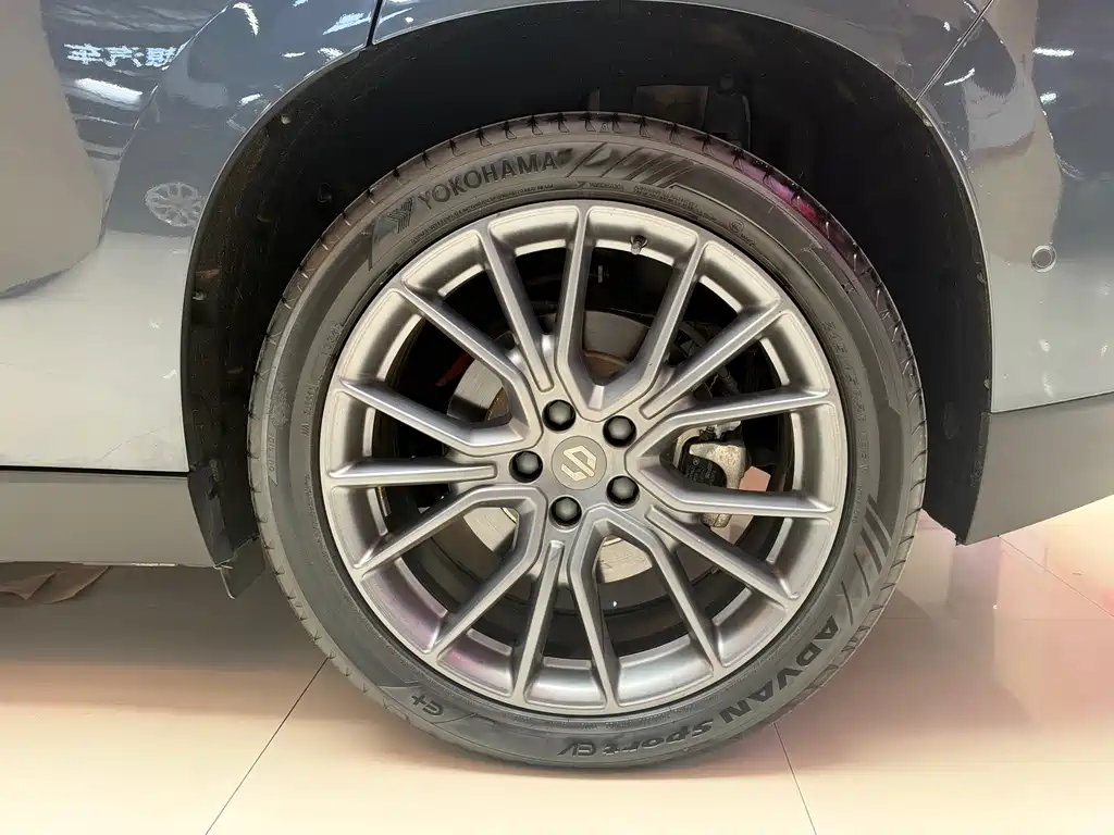 Leapmotor Leapmotor C10 — миниатюра 8