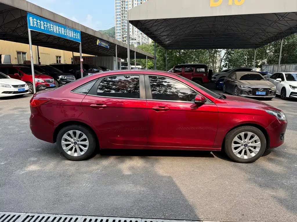 Ford Escort 2017 1.5L AT Fashion