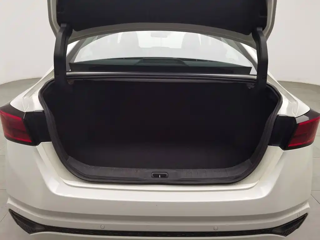 Nissan Teana — миниатюра 16