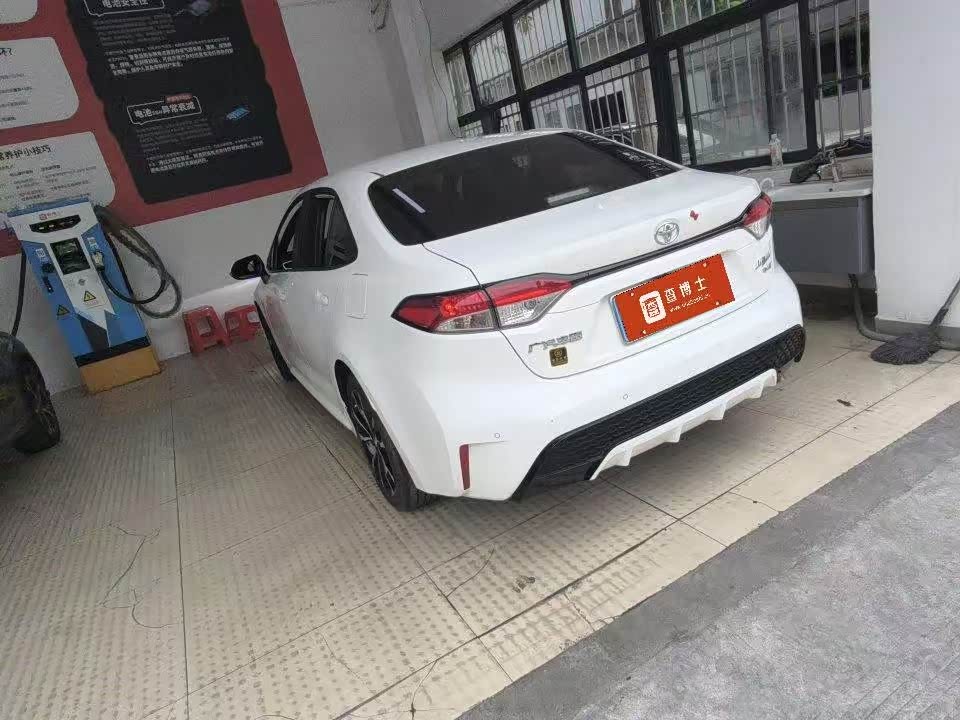Toyota Levin 1.2 л 2022 г. Белый, пробег 20000 км