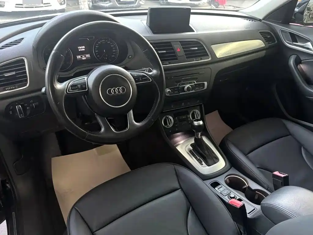 Audi Q3 — миниатюра 6