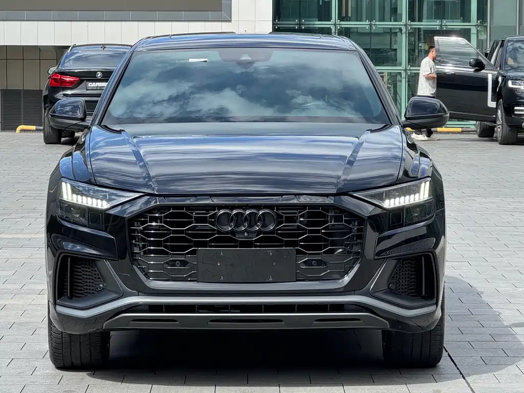 Audi Q8 2021 55 TFSI