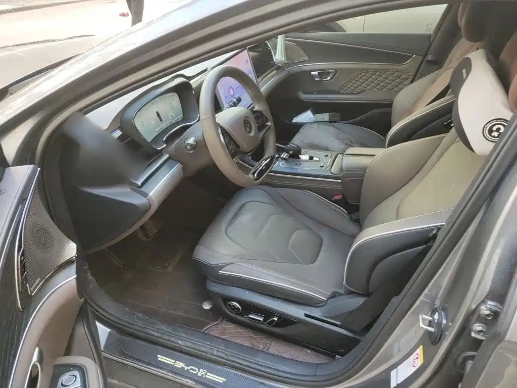 BYD Han — миниатюра 8