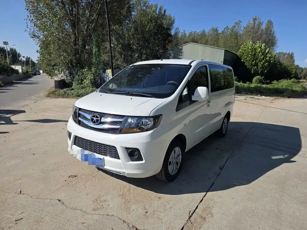 JAC Refine Refine M3