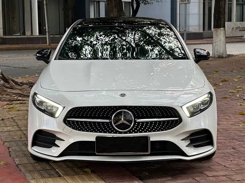 Mercedes-Benz A-Class A 2020 A 220 L 4MATIC Sport