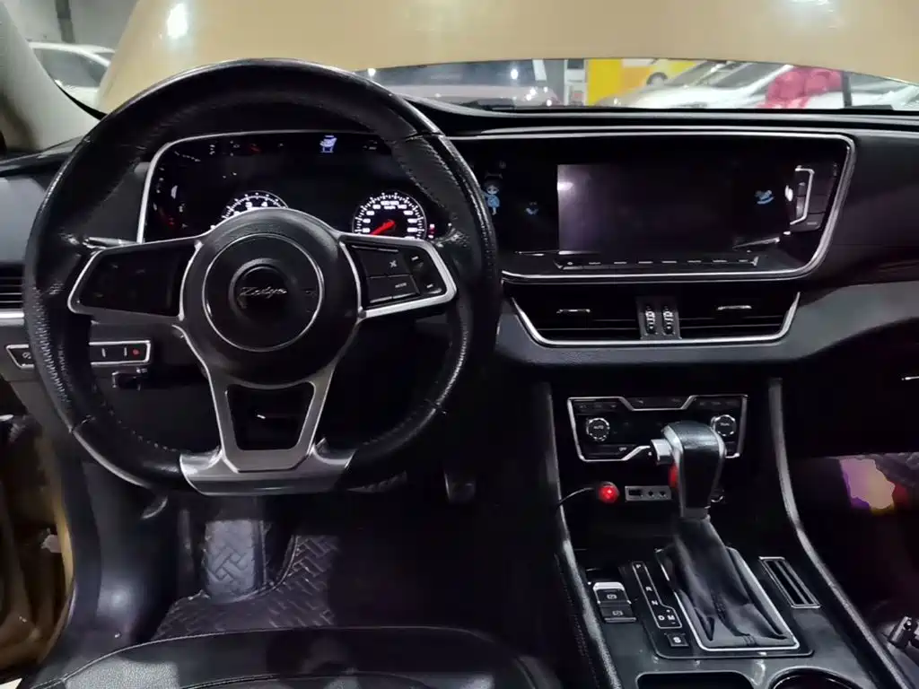 Zotye T600 Coupe — миниатюра 10