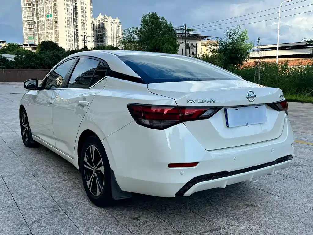 Nissan Sylphy 2020 1.6L XL CVT Enjoy