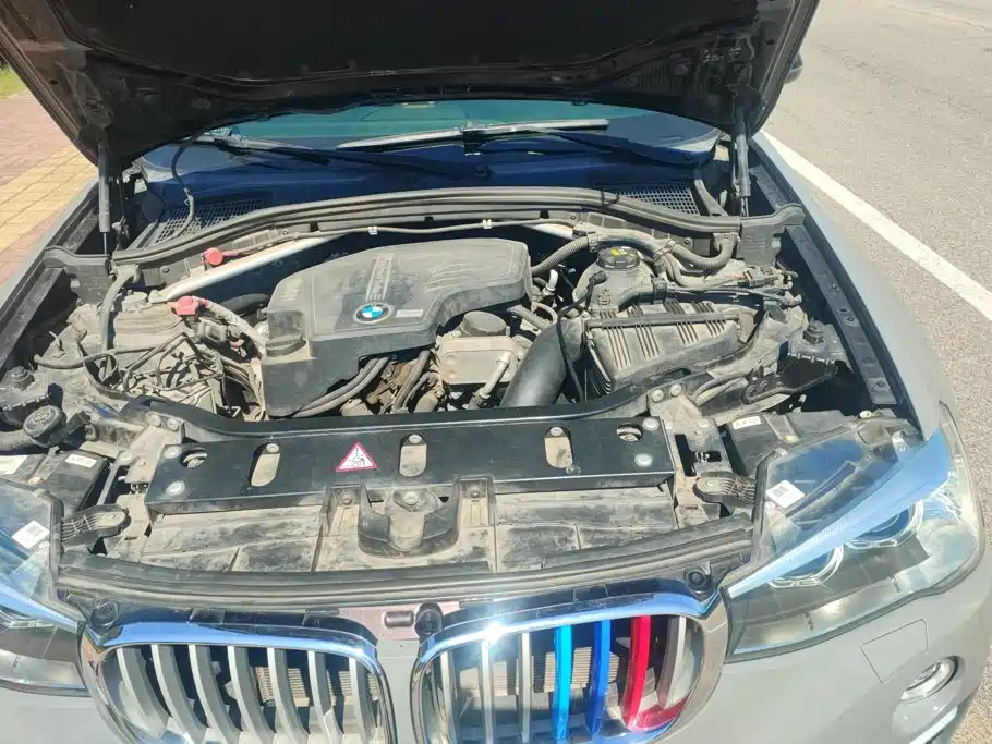 BMW X4 — миниатюра 10