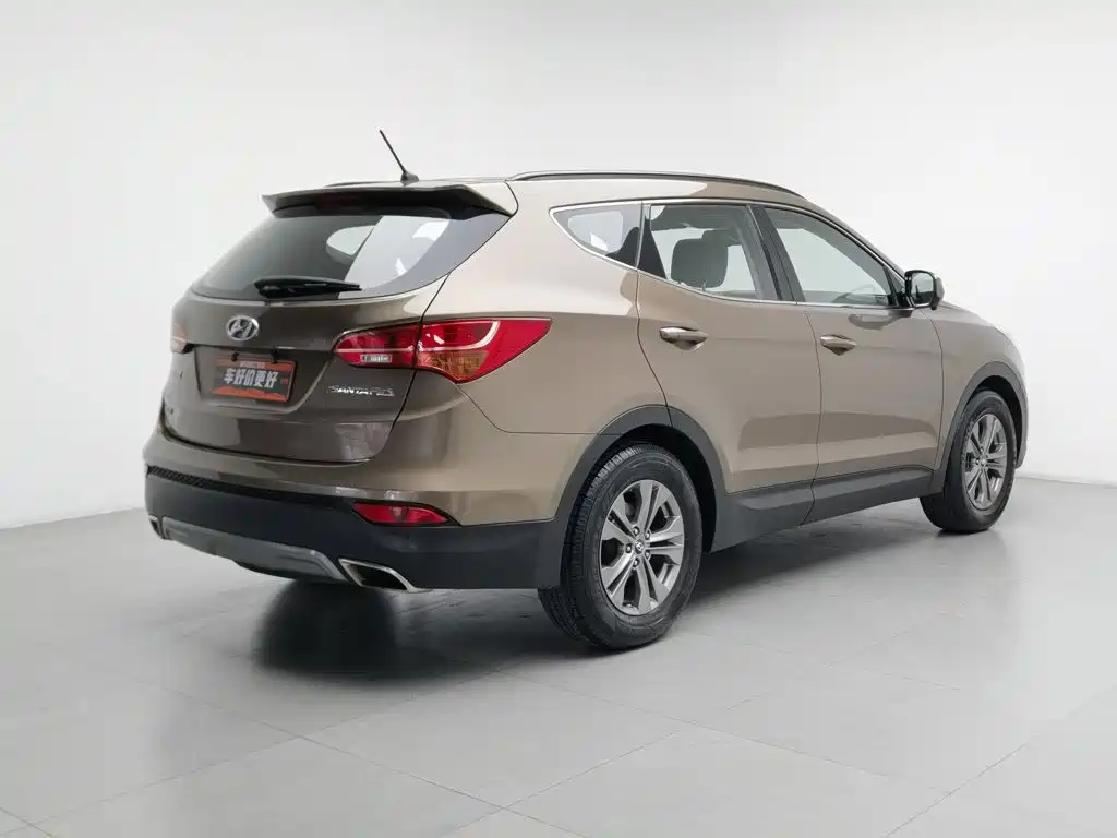 Hyundai Santa Fe — миниатюра 2