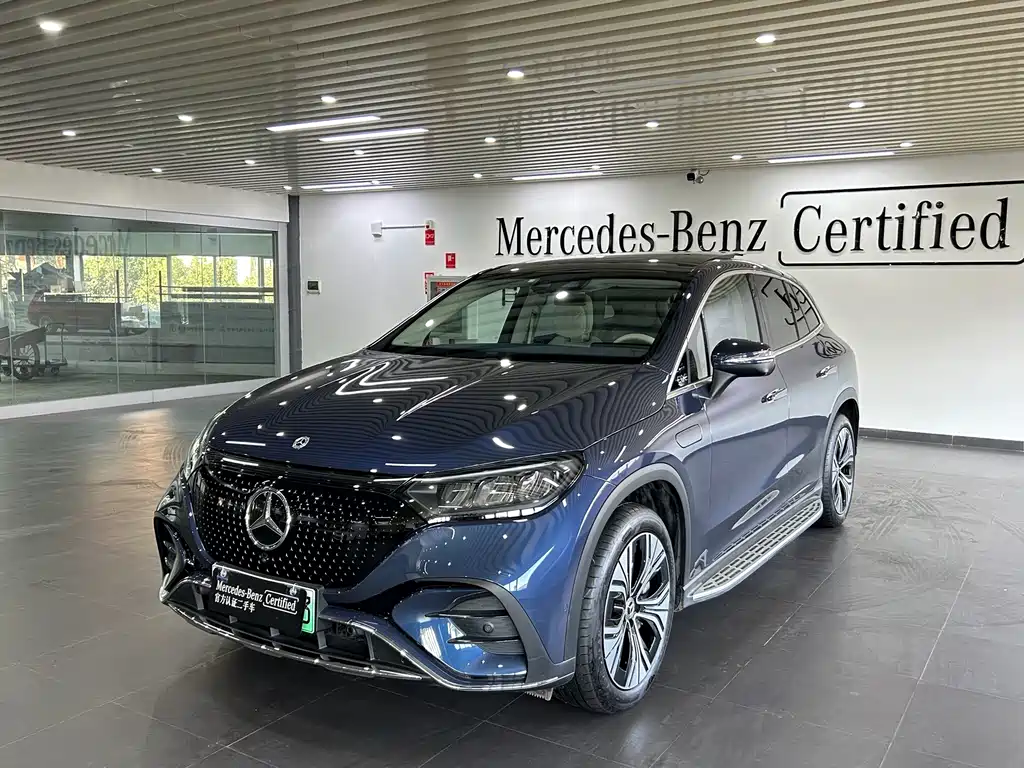 Mercedes-Benz EQE SUV — миниатюра 2