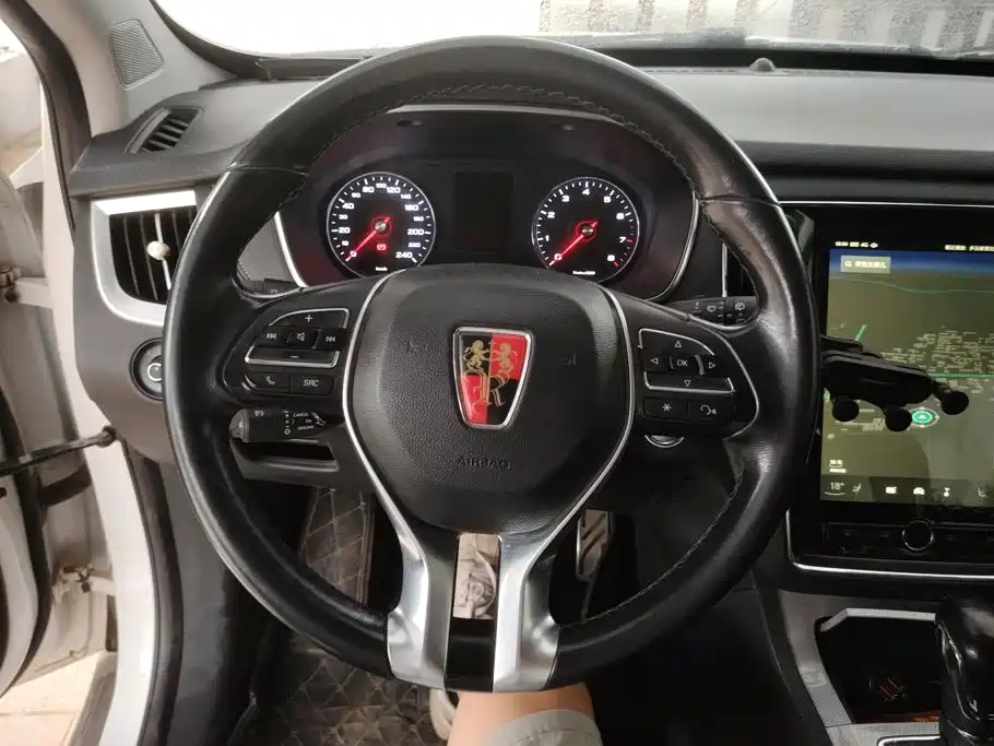 Roewe RX5 — миниатюра 13