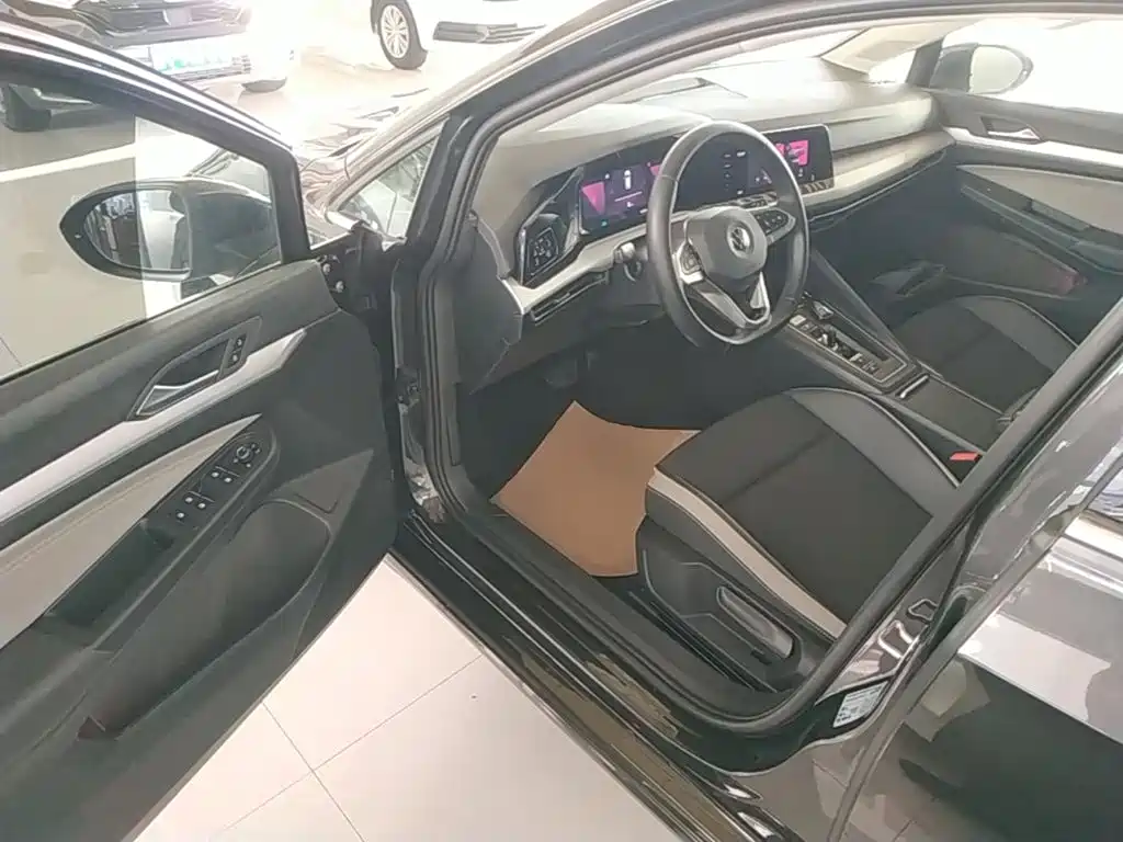 Volkswagen Golf — миниатюра 16