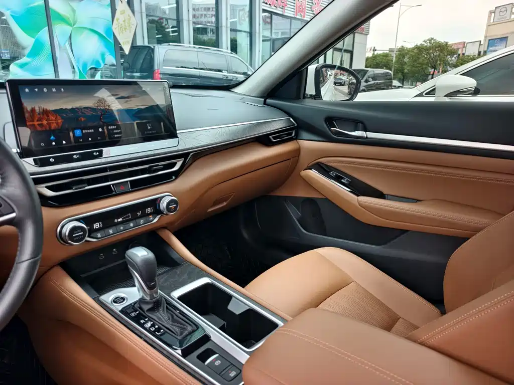 Nissan Teana — миниатюра 18