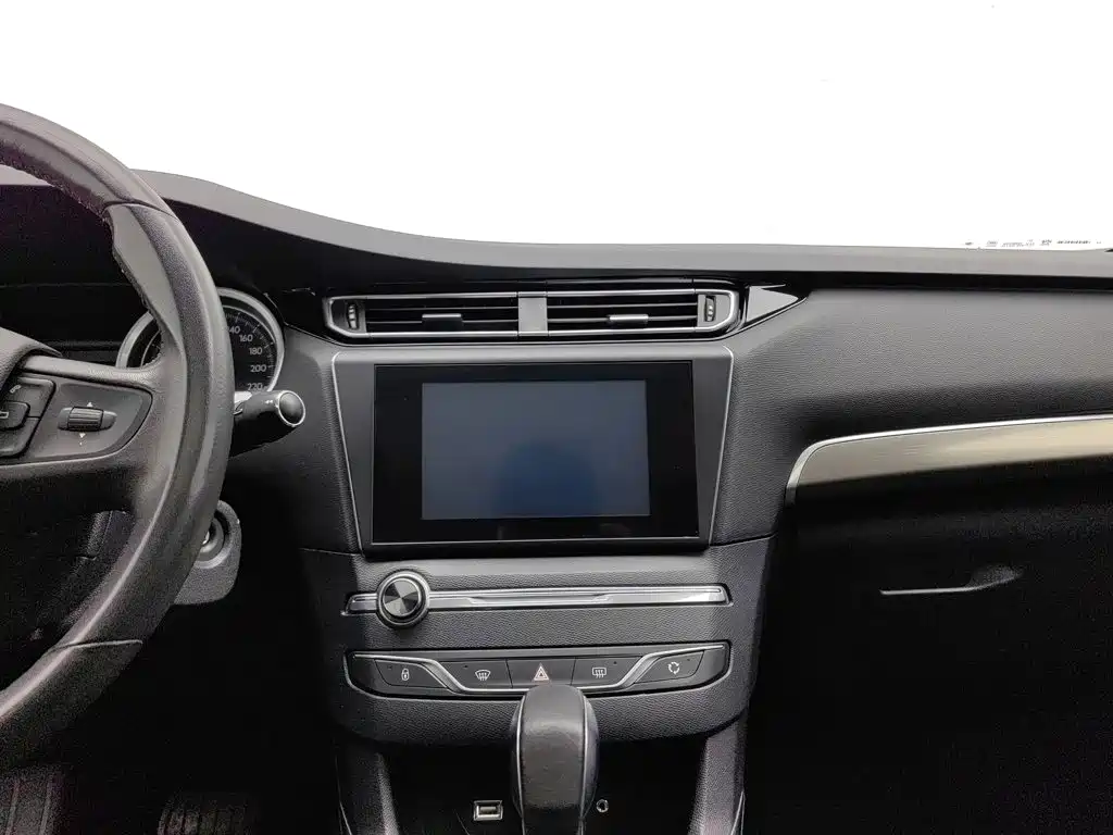 Peugeot 408 — миниатюра 12