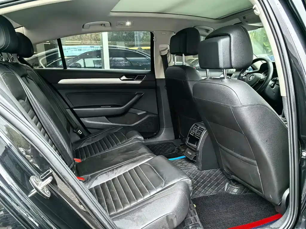Volkswagen Magotan — миниатюра 6