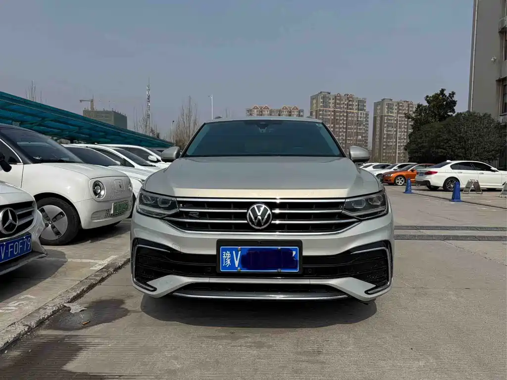 Volkswagen Tiguan L L 2022 330TSI AT R-Line