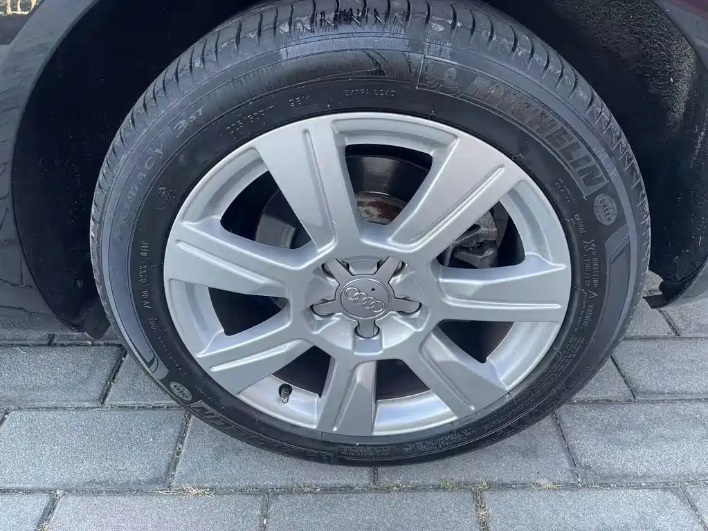 Audi A6L — миниатюра 10