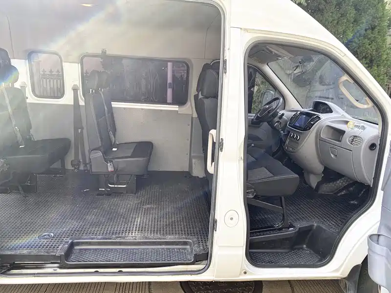 SAIC MAXUS XINTU V80