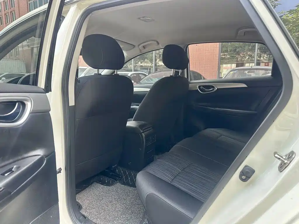 Nissan Sylphy — миниатюра 6