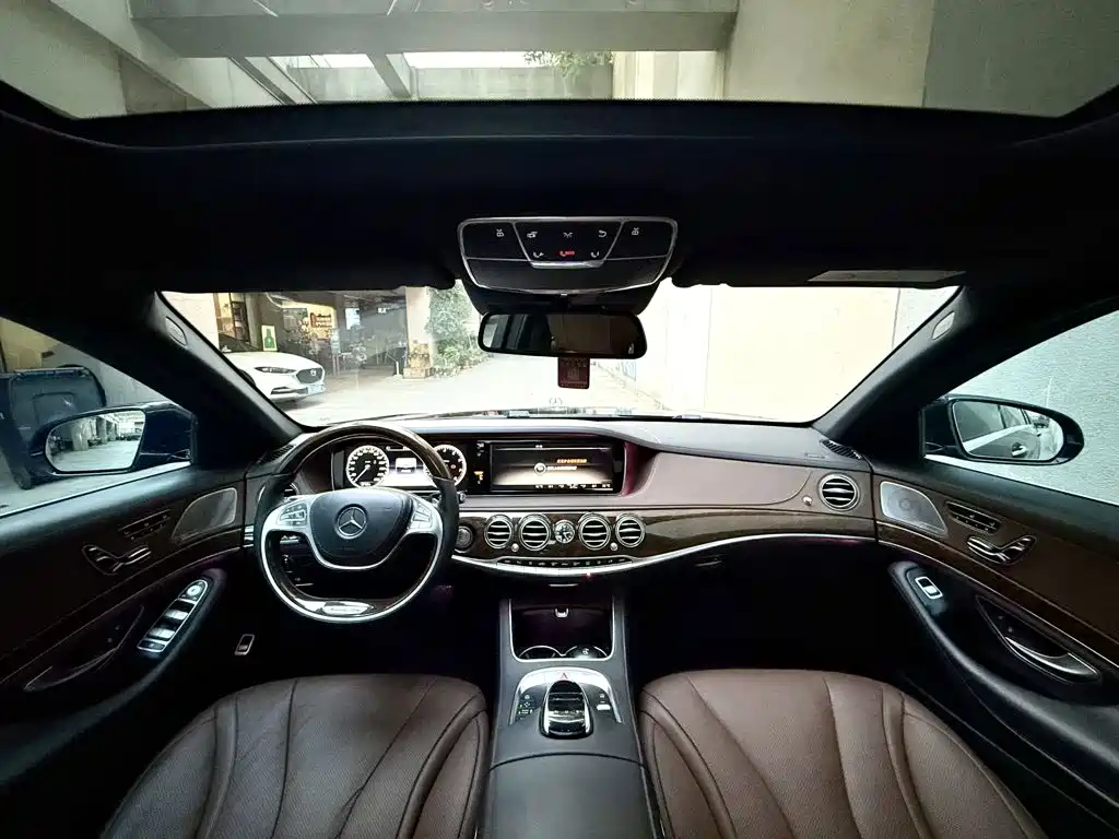 Mercedes-Benz S-Class — миниатюра 6