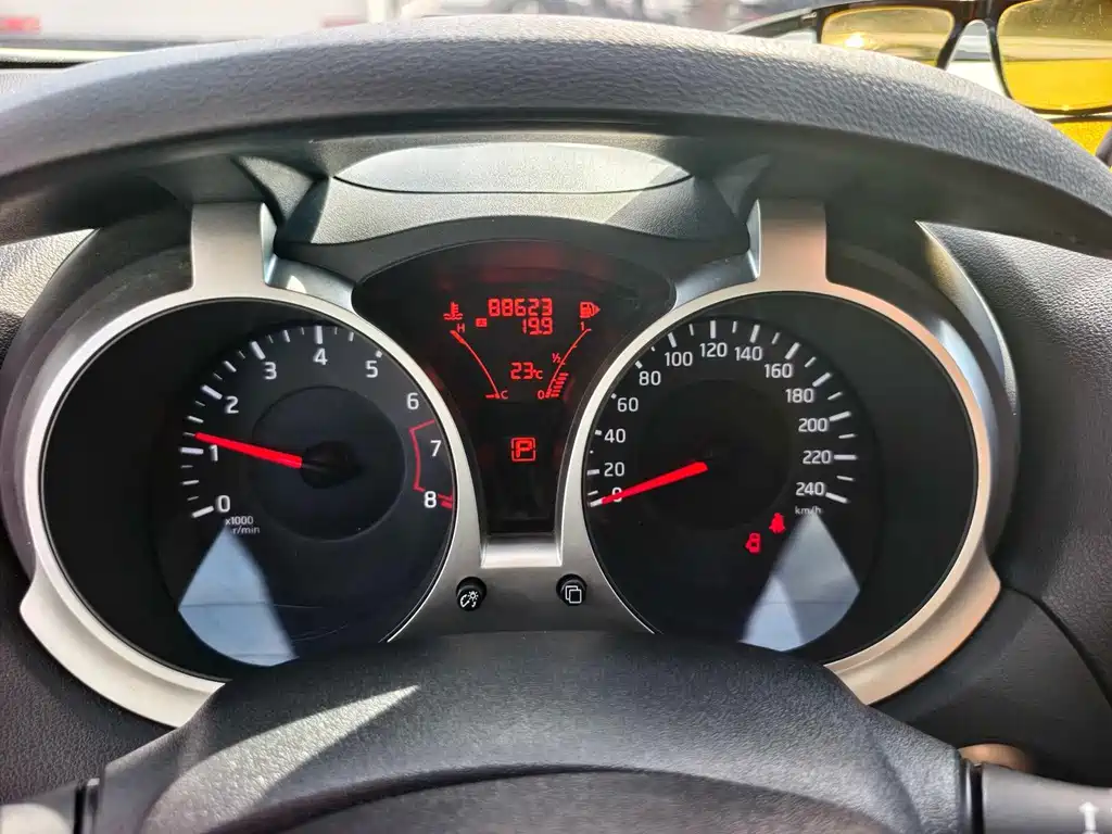 Infiniti ESQ — миниатюра 8