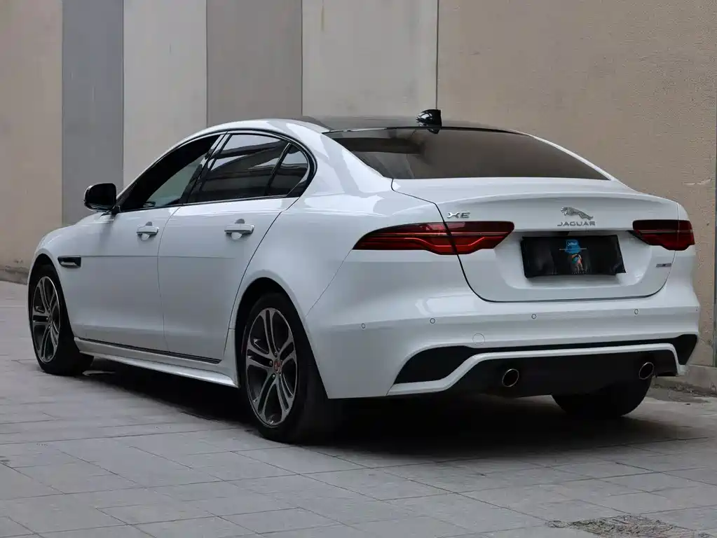 Jaguar XEL — миниатюра 3
