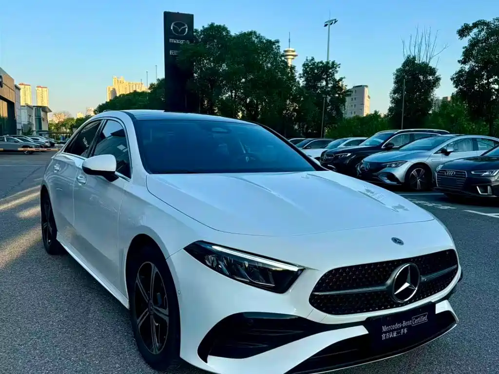 Mercedes-Benz A-Class — миниатюра 3