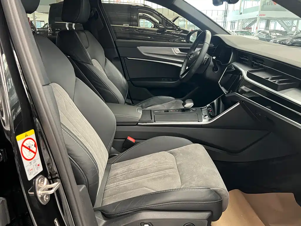 Audi A6L — миниатюра 12