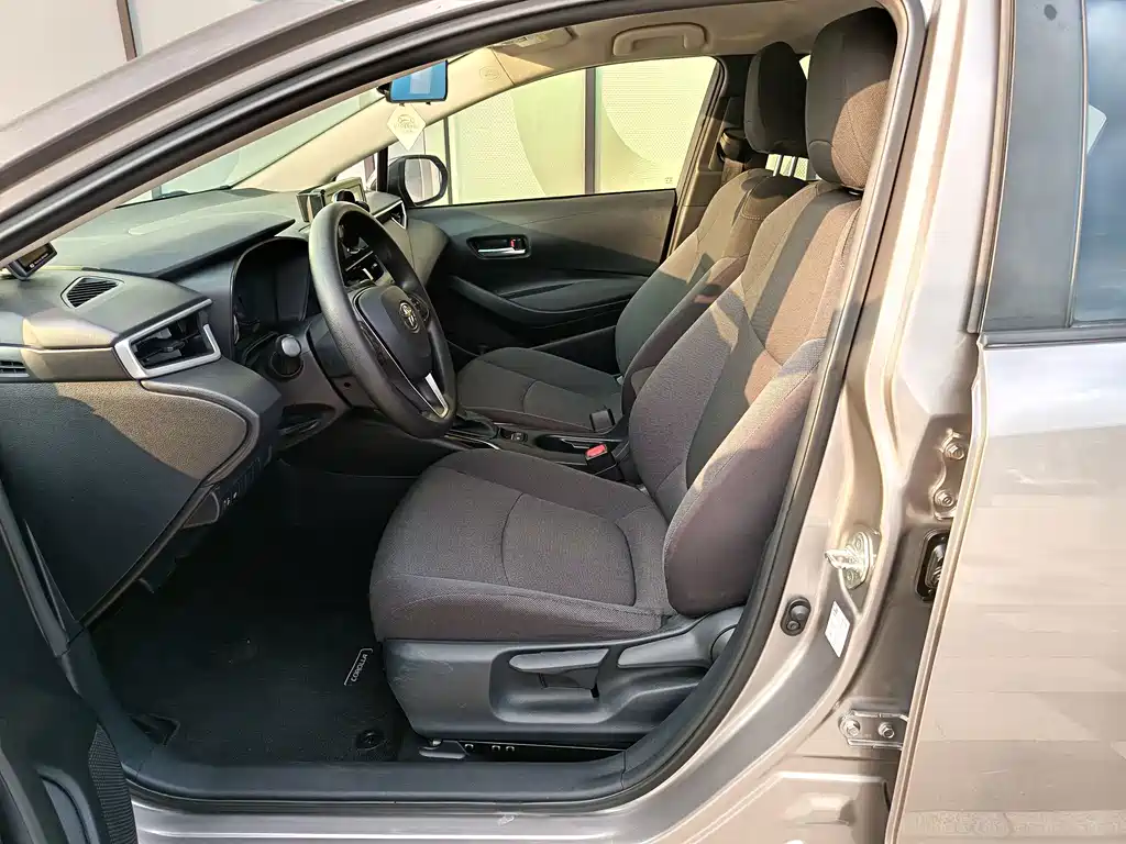 Toyota Corolla — миниатюра 5