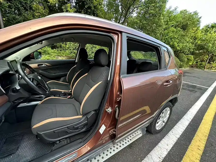 BAIC Senova X35 — миниатюра 7