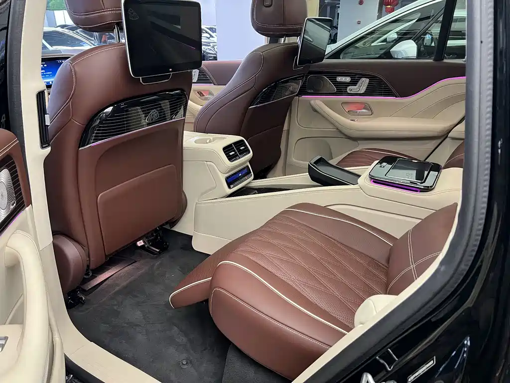 Mercedes-Benz GLS — миниатюра 8
