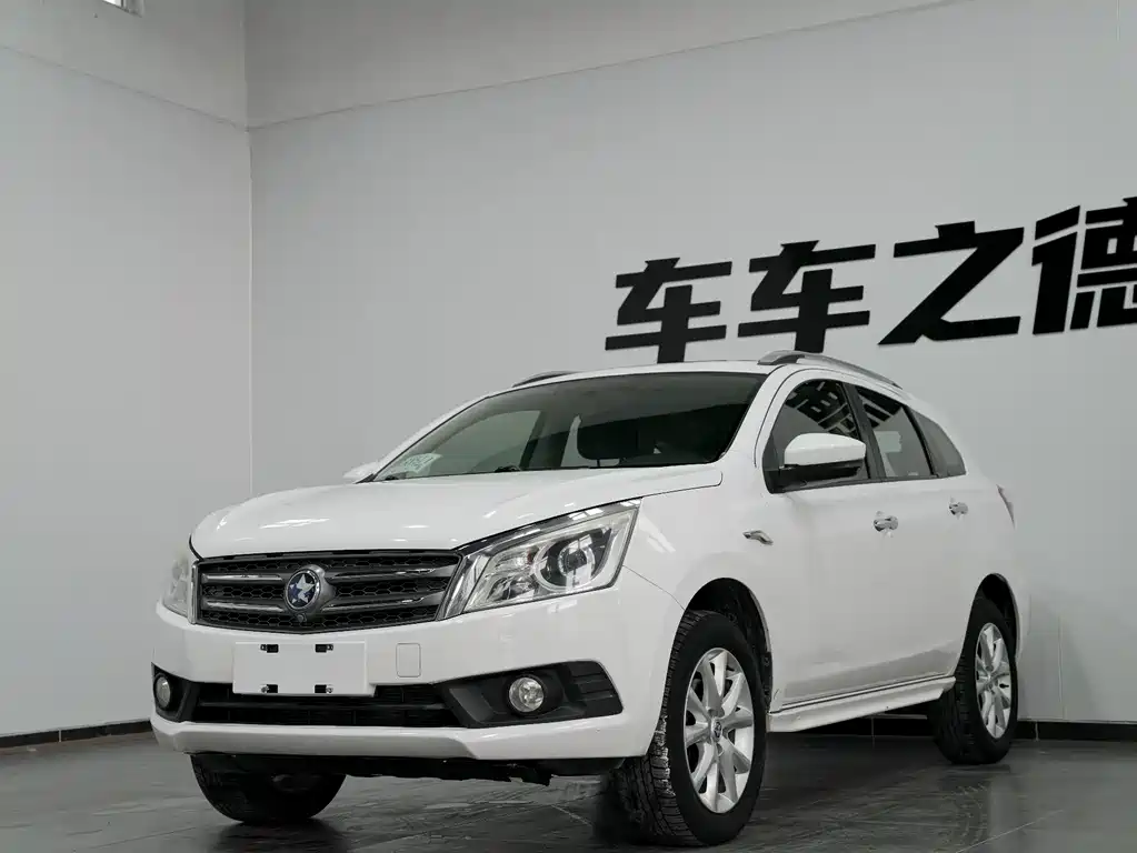 Купить Venucia T70