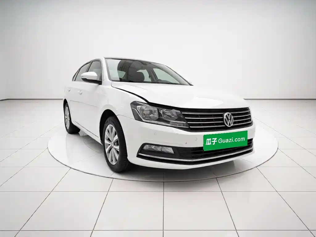 Volkswagen Lavida — миниатюра 3